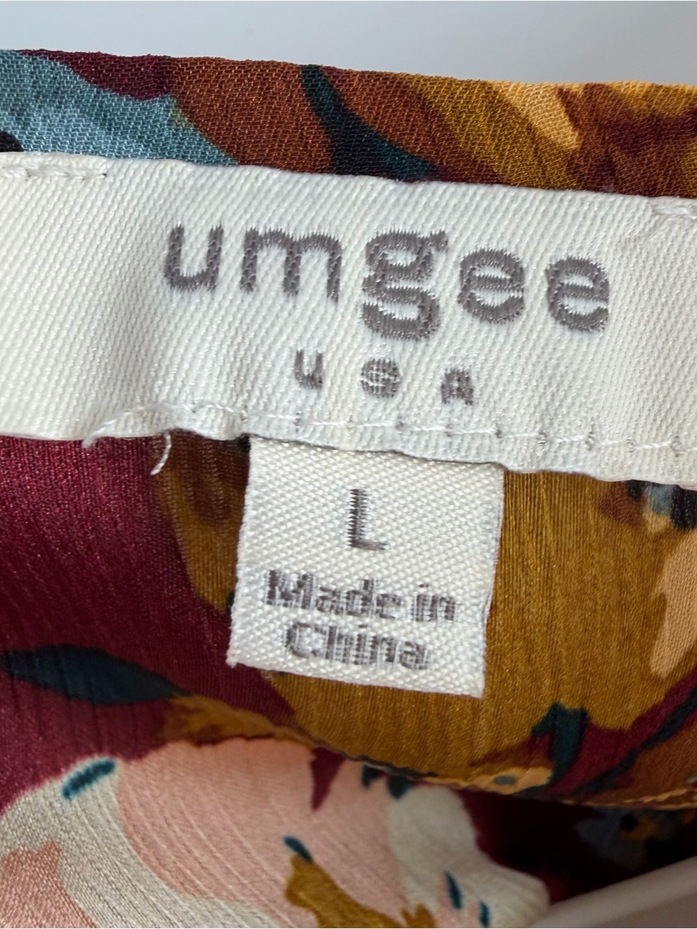 Umgee Burgundy Floral V-Neck Blouse - Picture 4 of 10